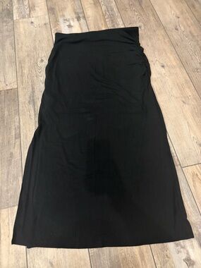 Women’s Old Navy Black Maxi Skirt